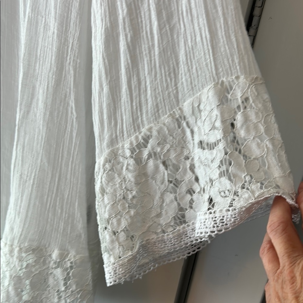 Zac & Rachel White Embellished Blouse with 3/4 Sleeves - Picture 3 of 7